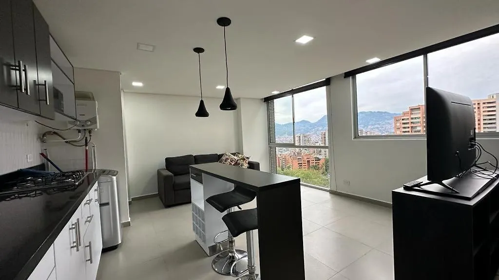 Apartasuite Cerca Al Cc El Tesoro Medellín Colombia