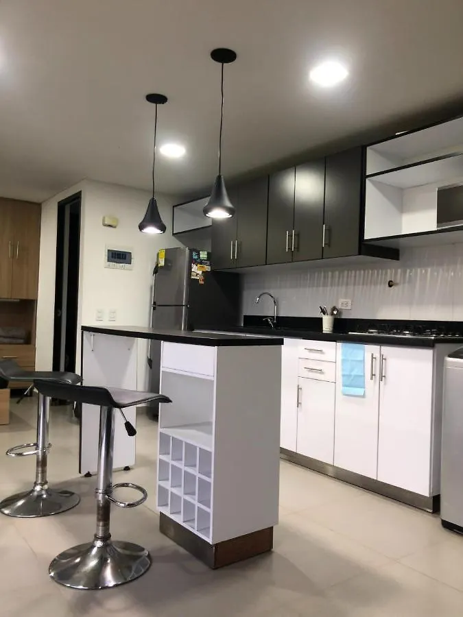 Apartamento Apartasuite Cerca Al Cc El Tesoro Medellín
