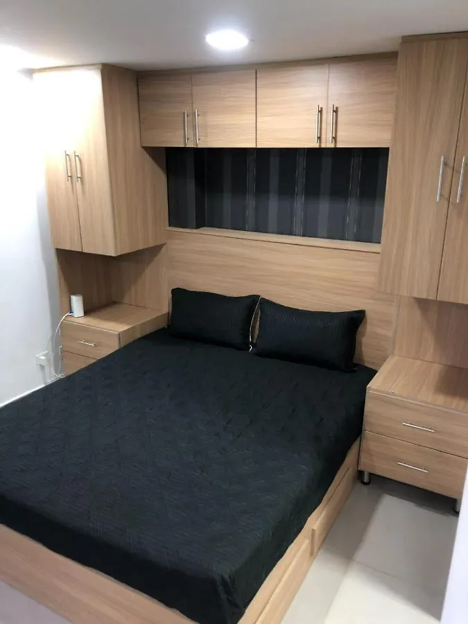 Apartasuite Cerca Al Cc El Tesoro 메딜린