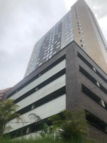 Apartasuite Cerca Al Cc El Tesoro Medellín