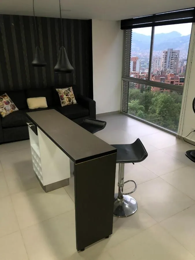 Apartament Apartasuite Cerca Al Cc El Tesoro Medellín